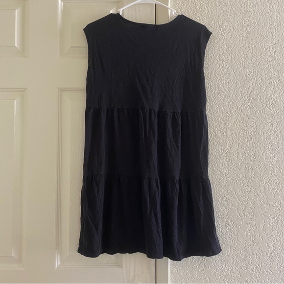 Black A-Line Knee-Length Dress - Picture 3 of 4